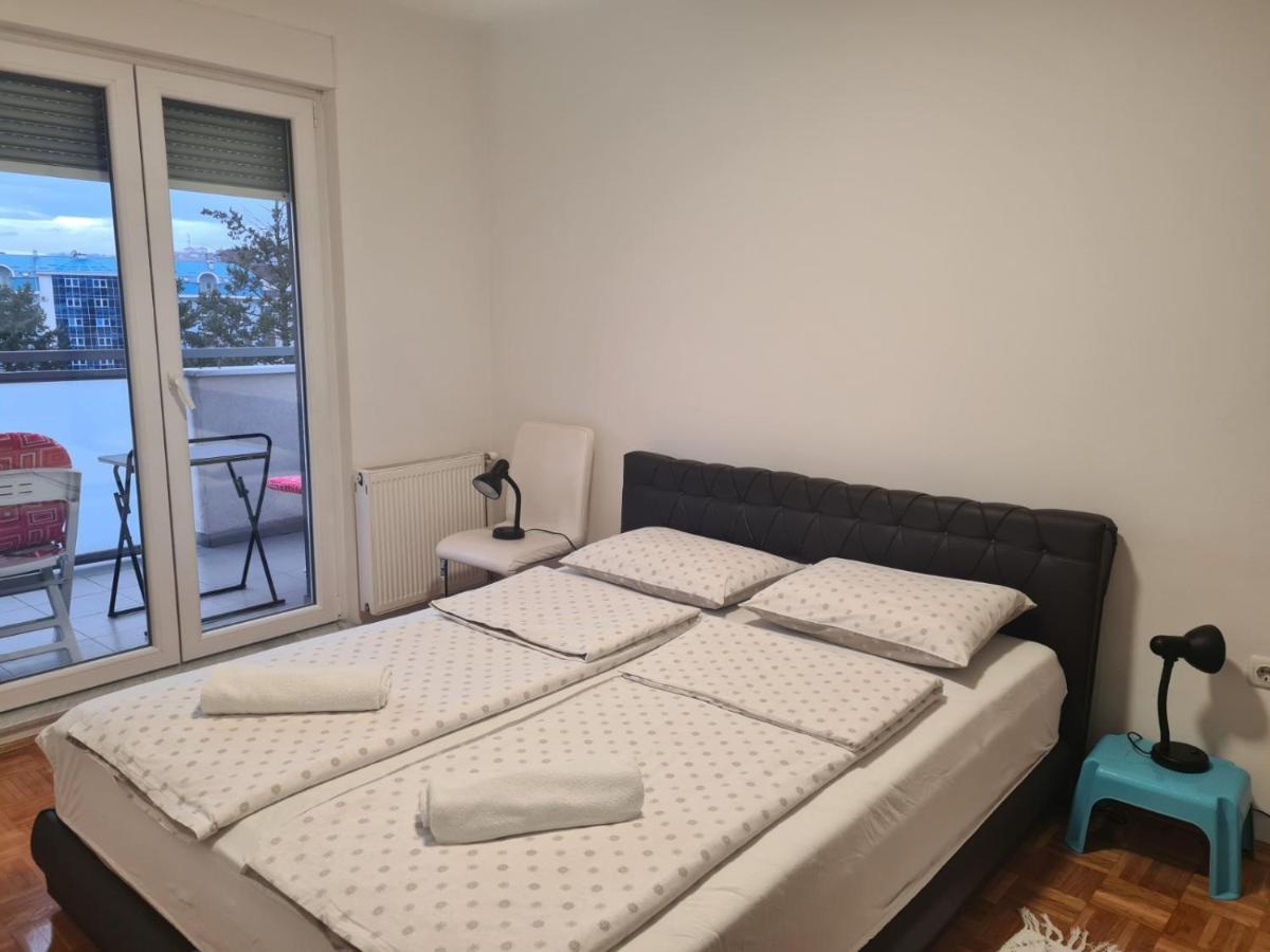Appartement Apartman Bella à Doboj Extérieur photo